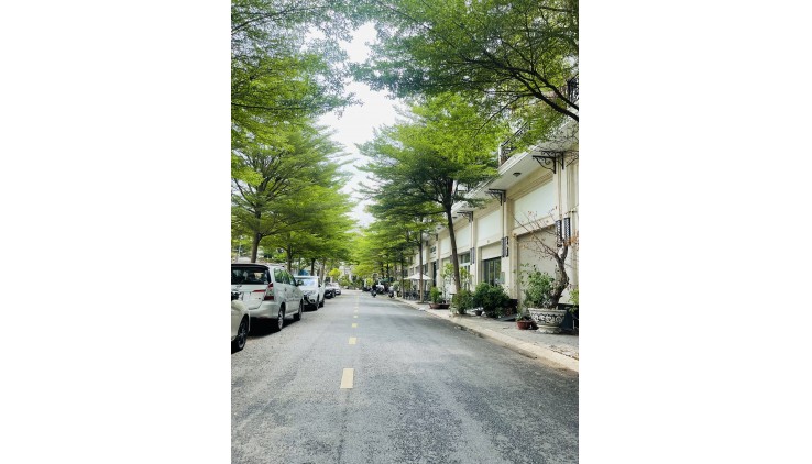 Căn Góc Cityland Phan Văn Trị - 5 Tầng - Cho Thuê 50tr/Tháng. Sổ Hồng Riêng